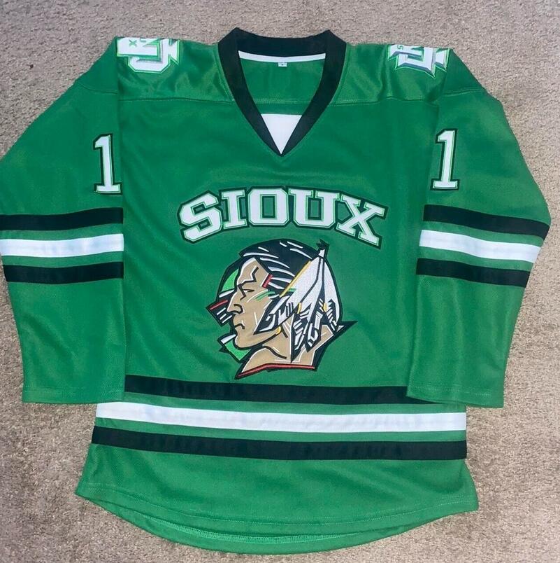 Men's North Dakota Fighting Hawks #11 Zach Parise Green Stitched Jersey